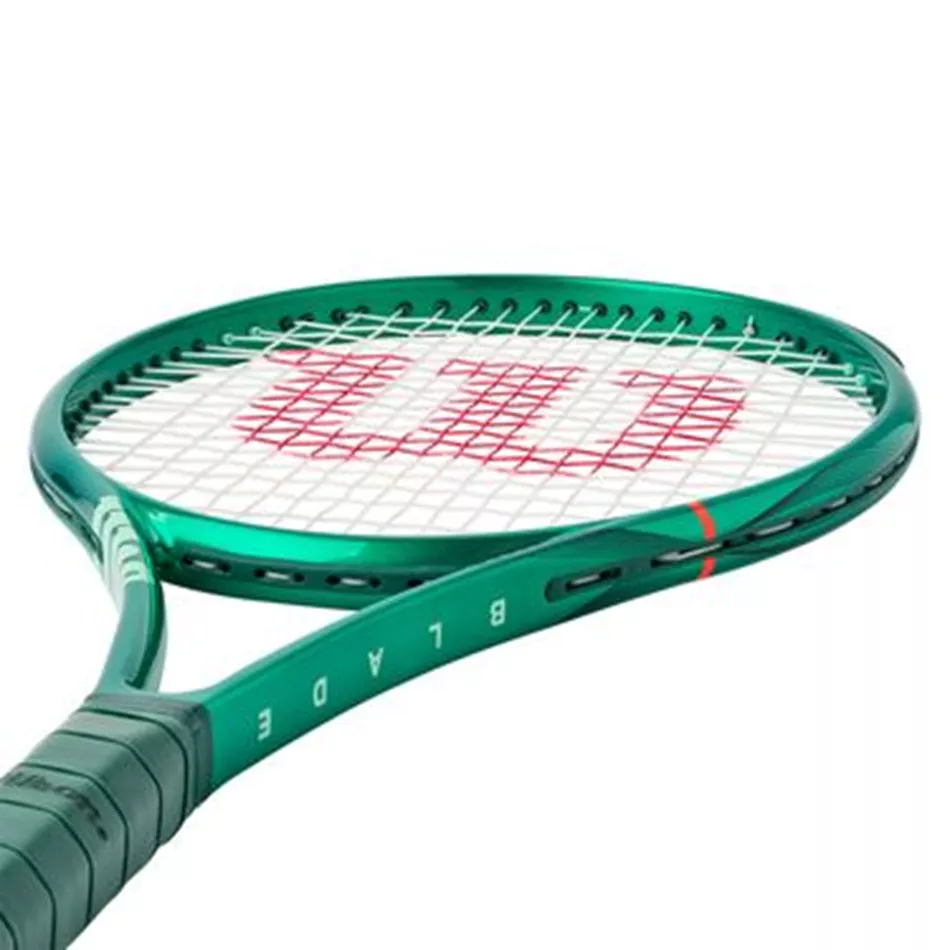 מחבט טניס וילסון | Wilson Blade 100UL v10